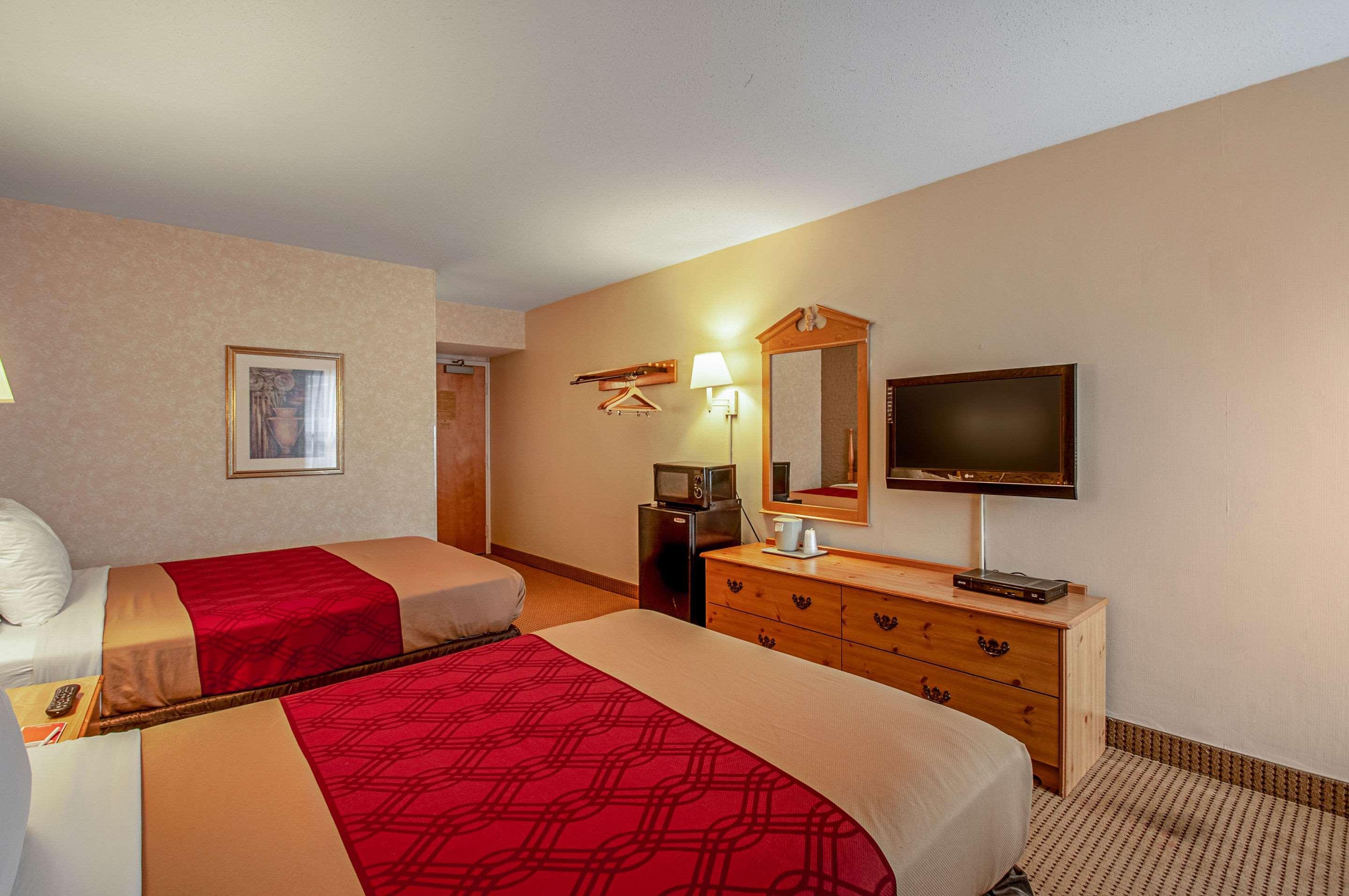 Econo Lodge Metro Арлингтън Екстериор снимка