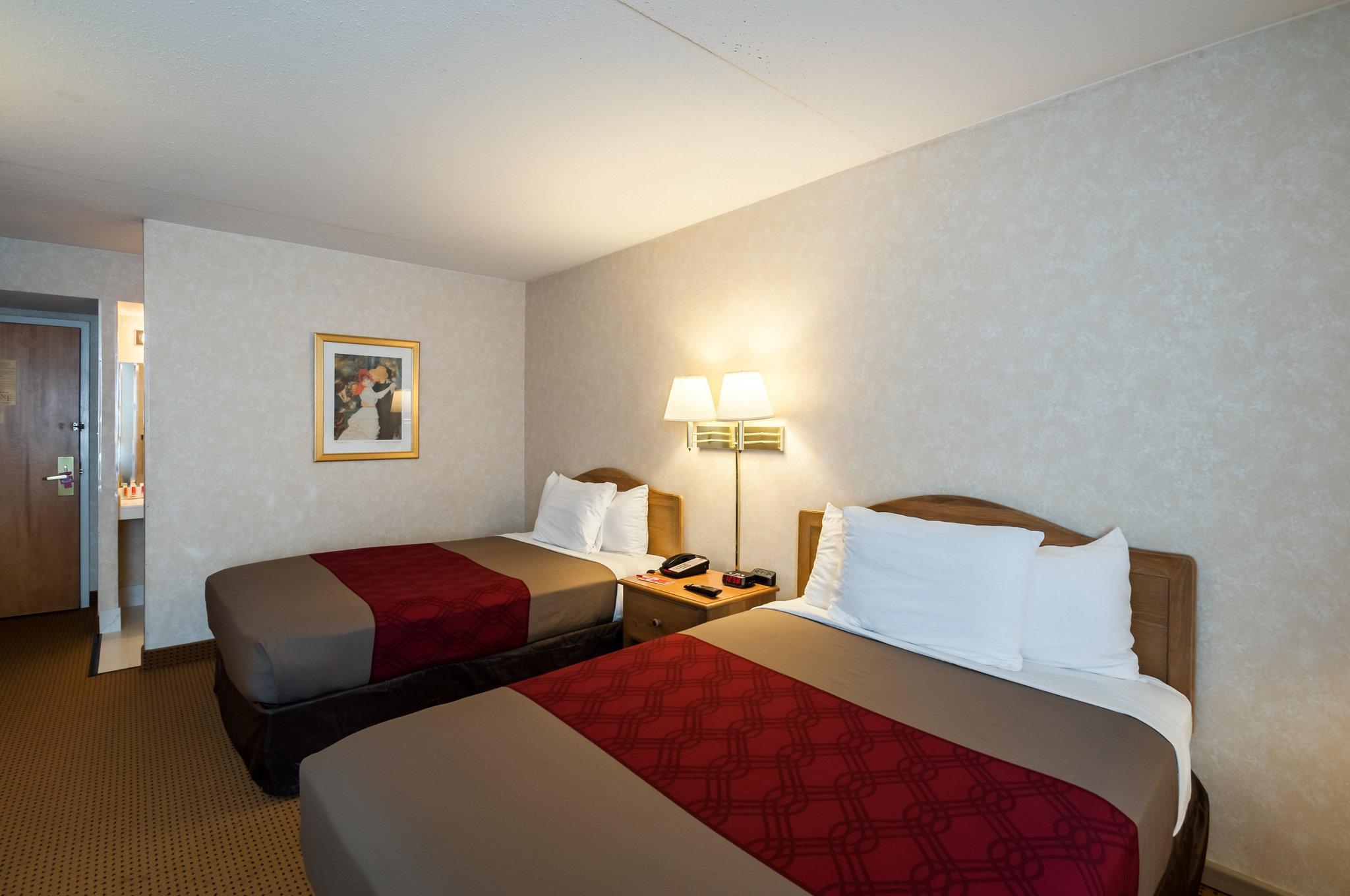 Econo Lodge Metro Арлингтън Екстериор снимка