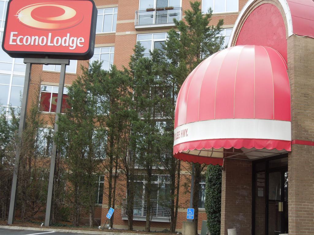 Econo Lodge Metro Арлингтън Екстериор снимка