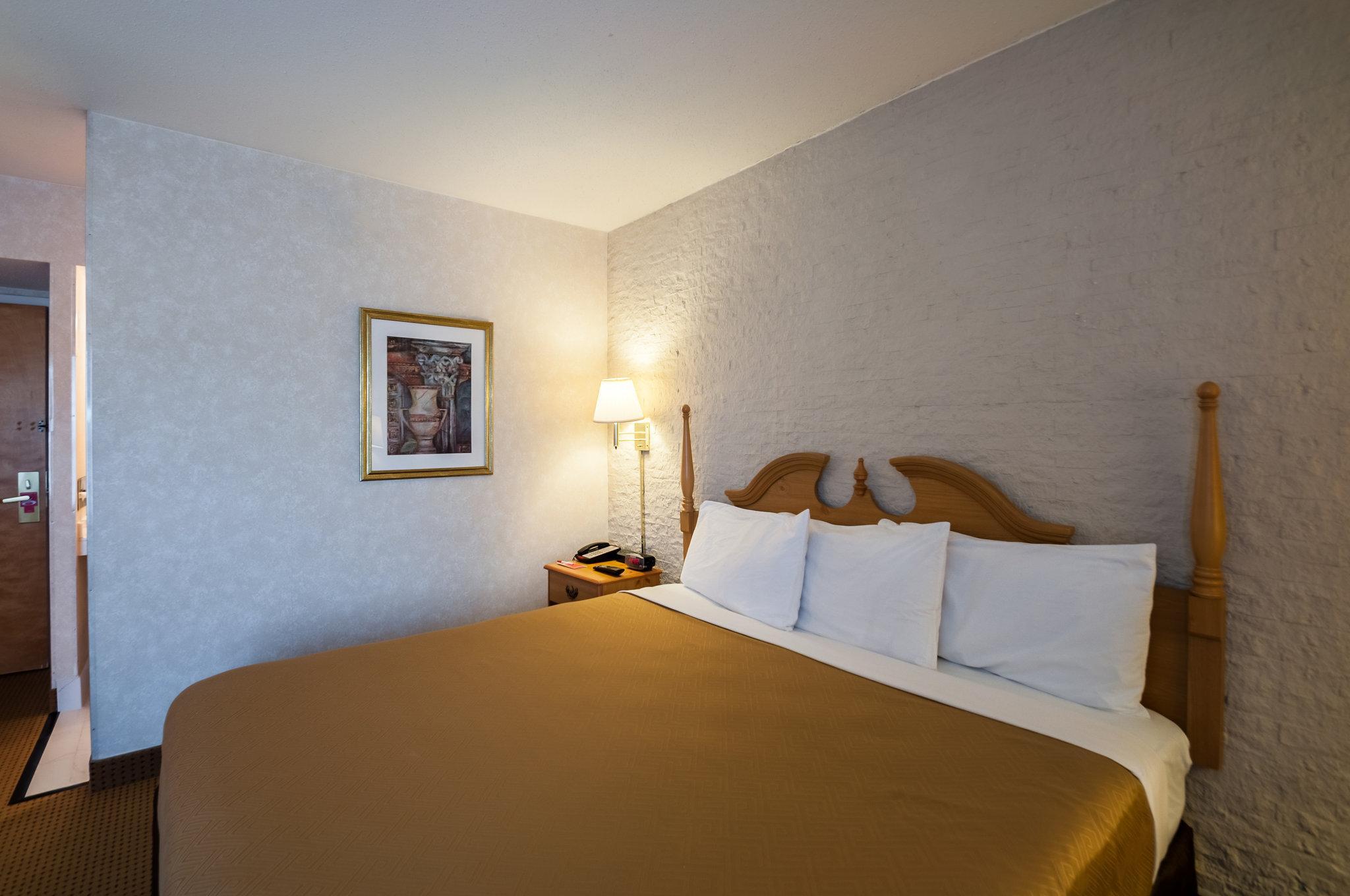 Econo Lodge Metro Арлингтън Екстериор снимка