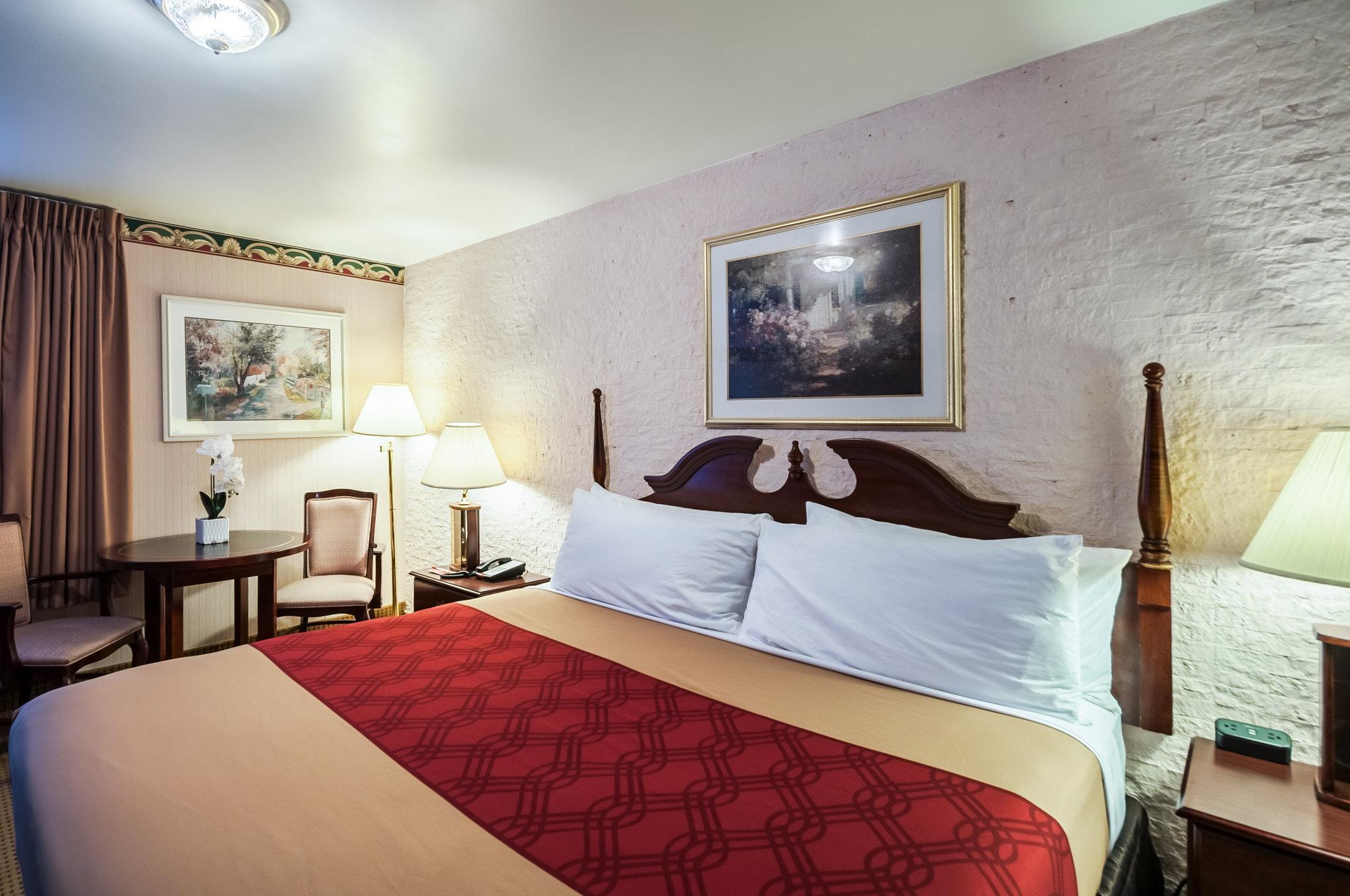 Econo Lodge Metro Арлингтън Екстериор снимка