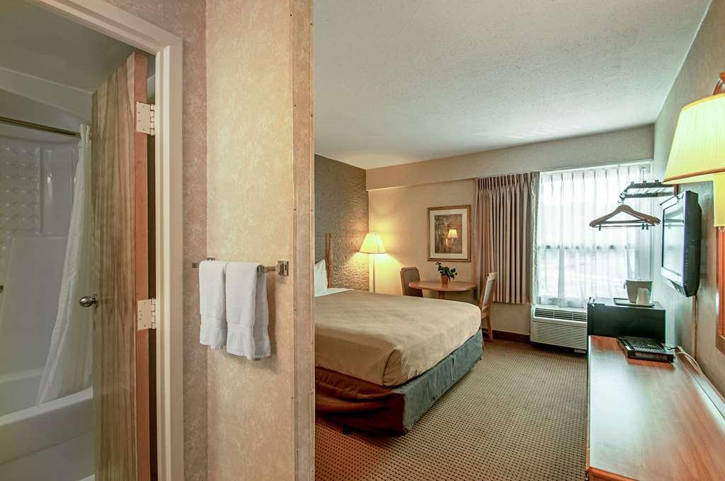 Econo Lodge Metro Арлингтън Стая снимка