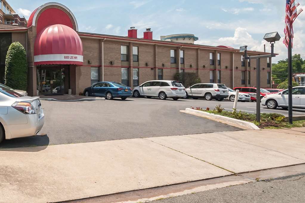 Econo Lodge Metro Арлингтън Екстериор снимка